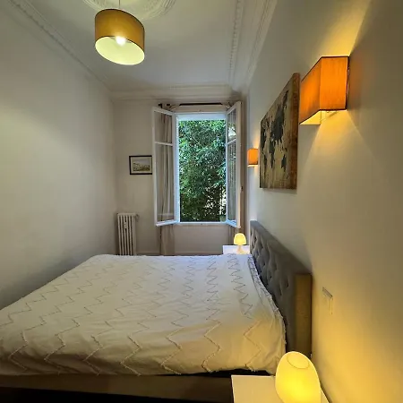 Apartament Beau 2 Pieces, Art Deco, Plein Centre Antibes