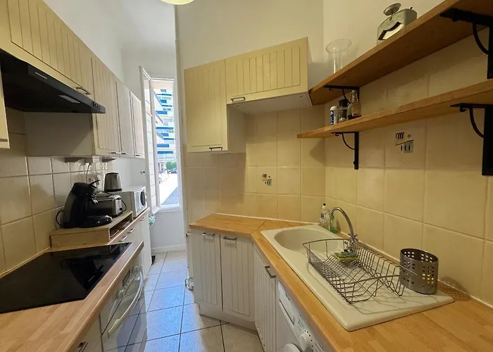 Beau 2 Pieces, Art Deco, Plein Centre أنتيب