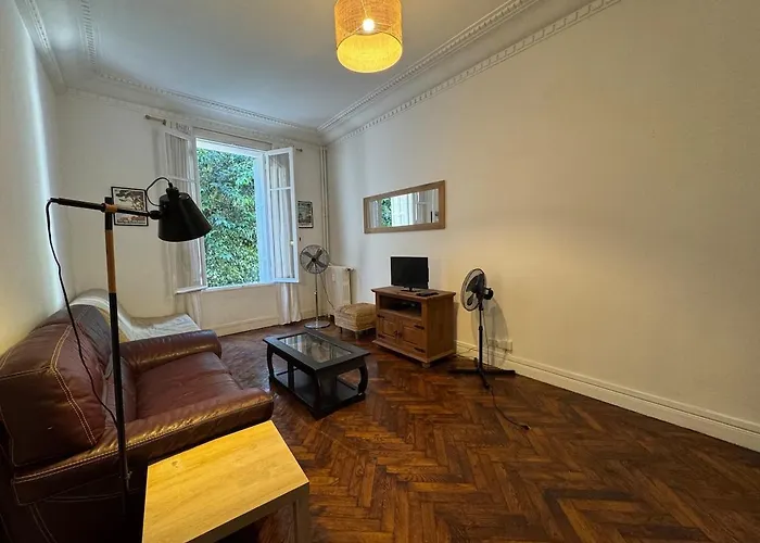 Beau 2 Pieces, Art Deco, Plein Centre أنتيب